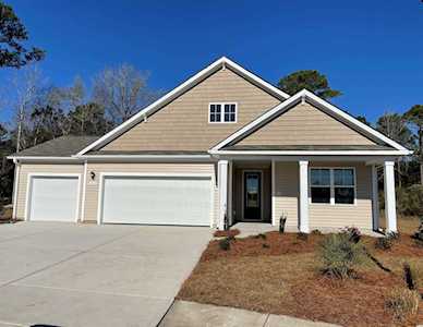 408 Cunningham Pl. Little River, SC 29566