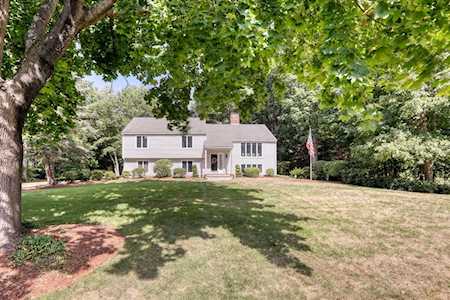 6 Fieldstone Way North Reading, MA 01864