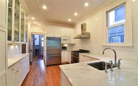 78 Sterling Ave Weehawken, NJ 07086