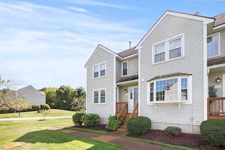 53 Patrick Rd #53 Tewksbury, MA 01876