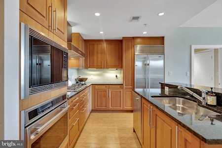 6820 Wisconsin Ave #4013 Bethesda, MD 20815
