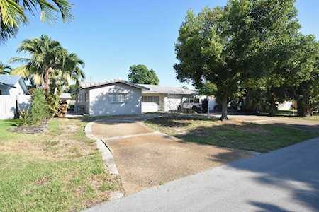 2242 NW 3rd Court Boca Raton, FL 33431