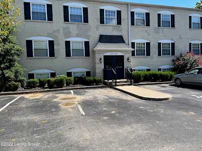 226 Middletown Square #226 Middeltown, KY 40243