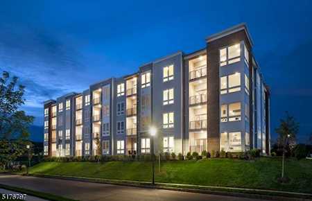 4 Vanderbilt Blvd Florham Park Boro, NJ 07932