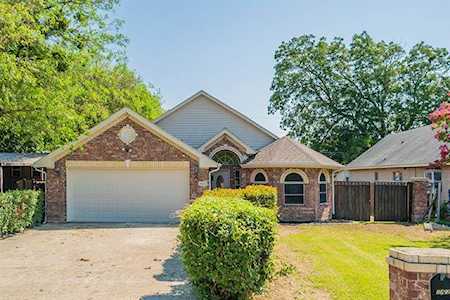 1622 Avenue C Grand Prairie, TX 75051