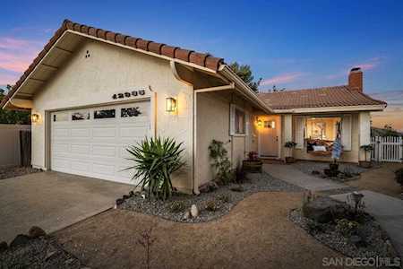 12935 Calle Abuelito San Diego, CA 92129