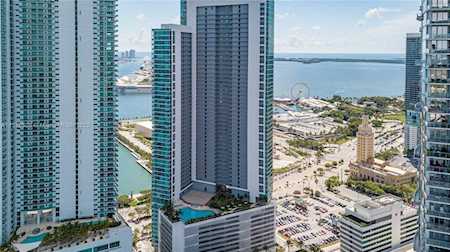 888 Biscayne Blvd #3301 Miami, FL 33132