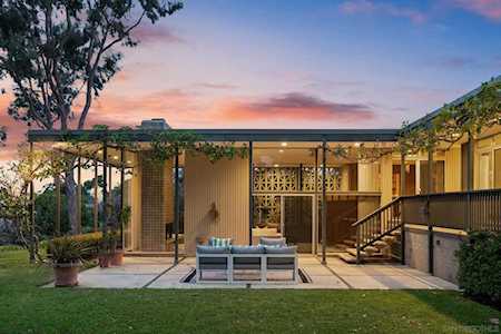 7856 La Jolla Vista Drive La Jolla, CA 92037