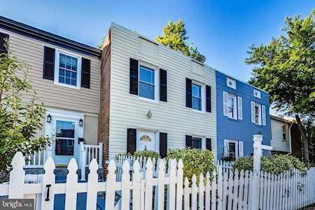 9307 Byrd Dr Manassas, VA 20110