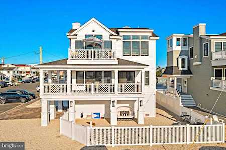 450 Engleside Ave Beach Haven, NJ 08008