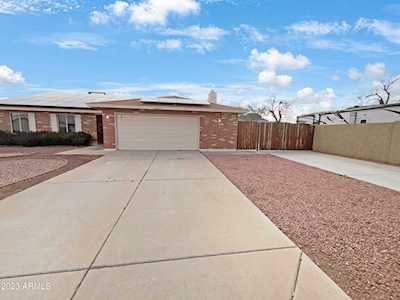 11003 N 81st Avenue Peoria, AZ 85345