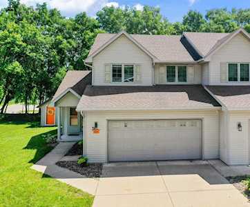 1000 Coggins Ct Green Bay, Village of Howard, WI 54313-8942