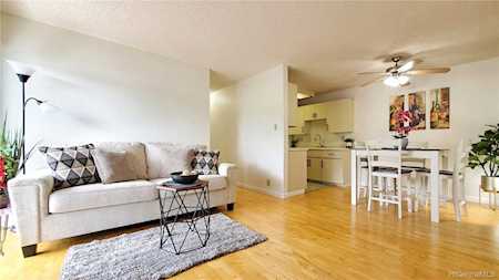 94-1028 Oli Place #V4 Waipahu, HI 96797