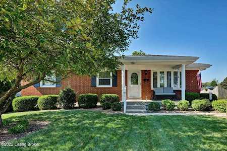 2704 Marguerite Dr Louisville, KY 40216