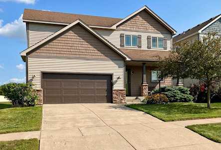 907 Breckenridge Drive Red Wing, MN 55066