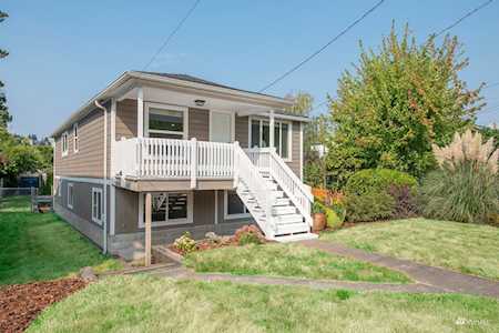 4409 26th Ave SW Seattle, WA 98106