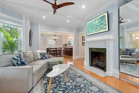 6 Hamilton Rd #2 Brookline, MA 02446