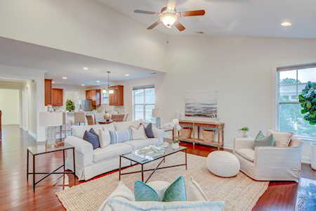 2129 Sandy Point Ln Mount Pleasant, SC 29466