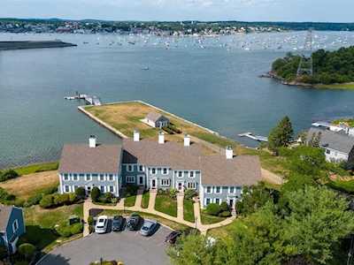 33 Settlers Way #33 Salem, MA 01970