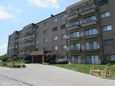 3030 Breckenridge Ln #412 Louisville, KY 40220