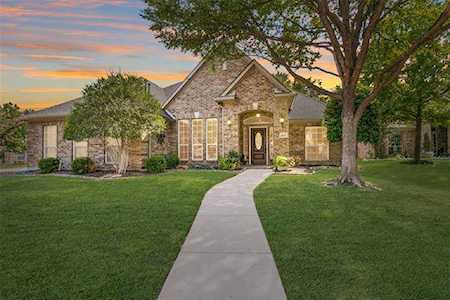 4212 Grayhawk Court Fort Worth, TX 76244