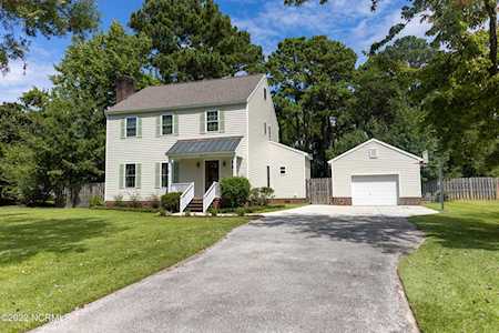 4011 Crofton Place Wilmington, NC 28412