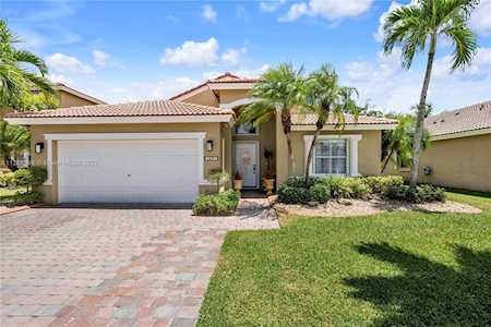 1561 SW 193rd Ter Pembroke Pines, FL 33029