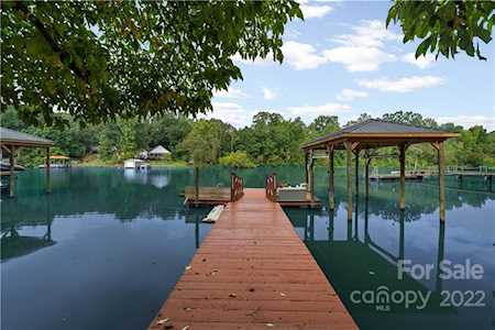 3623 Lake Bluff Dr Sherrills Ford, NC 28673