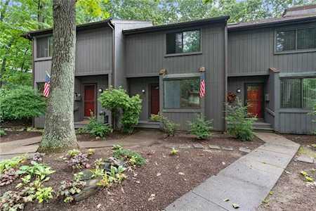 5 Wake Robin Rd #602 Lincoln, RI 02865