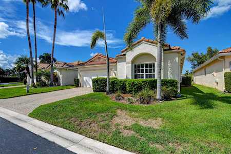 9845 Lemonwood Drive Boynton Beach, FL 33437
