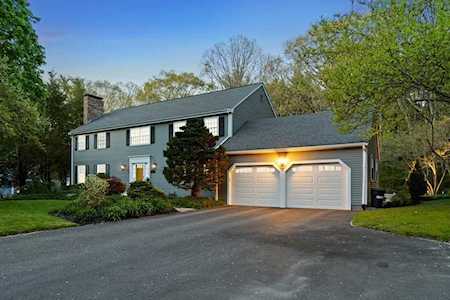 210 Hunters Ridge Road Concord, MA 01742