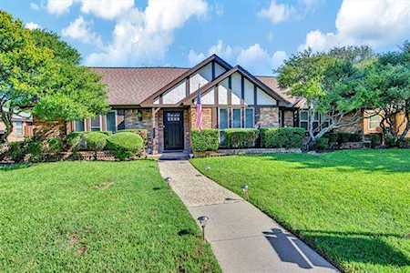 3205 Winchester Drive Plano, TX 75075