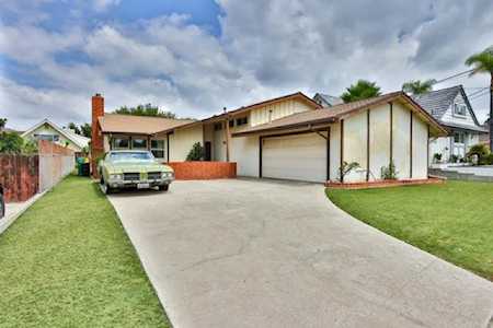 7910 Blue Lake Drive San Diego, CA 92119