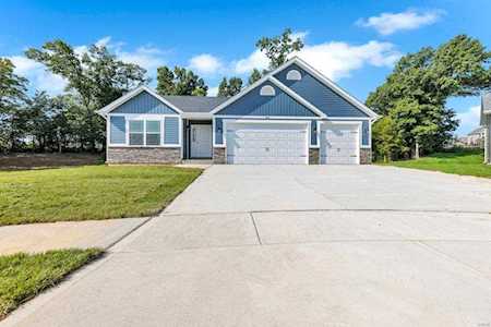 226 West Pine Creek Ct Wentzville, MO 63385