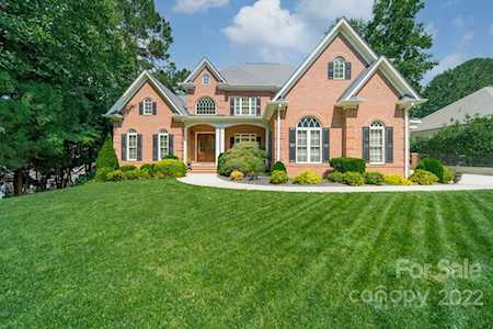 201 Bay Shore Loop Mooresville, NC 28117
