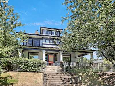 2831 SE Main Portland, OR 97214