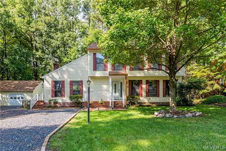 2302 Huntcliff Ct Henrico, VA 23294