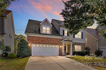 6009 Grassy Knoll Circle Matthews, NC 28104