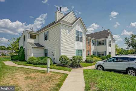 2103A Ferndale Ct Mount Laurel, NJ 08054