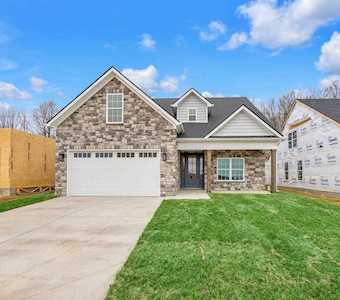 4053 Buttermilk Lexington, KY 40509