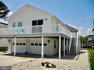10 Clubhouse Dr Berlin, MD 21811