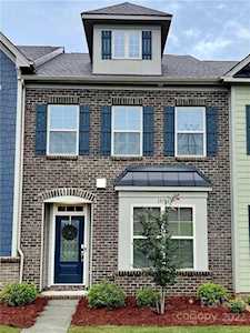 19726 Elise Caroline Alley Davidson, NC 28036