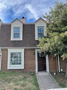 1242 Mill Lake Quarter Chesapeake, VA 23320