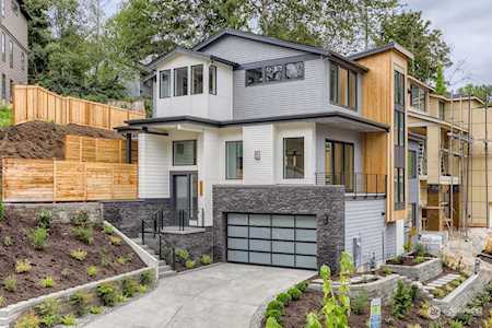 3755 163rd Ave SE Bellevue, WA 98008