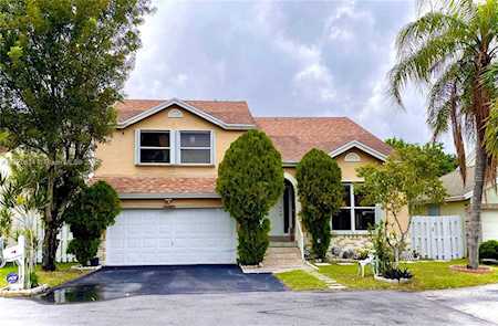1171 SW 109th Ln Davie, FL 33324
