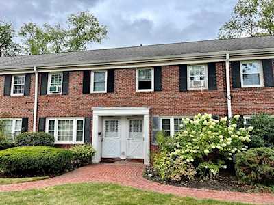 276 Main St #4C Acton, MA 01720
