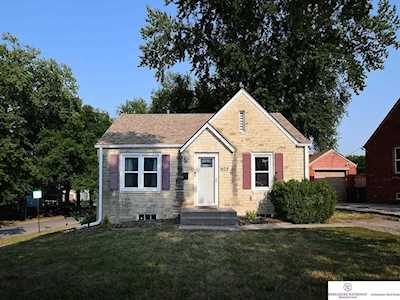602 S 40th St Lincoln, NE 68510