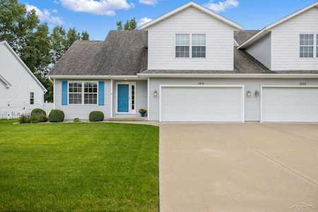 8951 N Brookshire Dr Saginaw, MI 48609