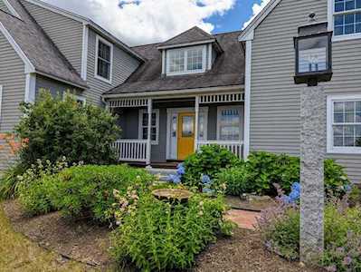 373 Stumpfield Rd Hopkinton, NH 03229