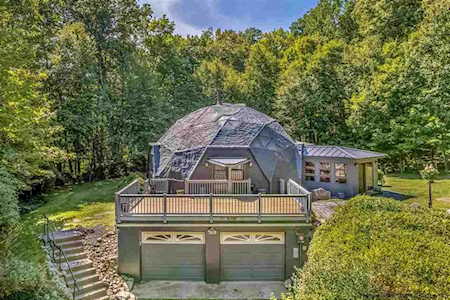 182 Sparkling Ridge New Paltz, NY 12561